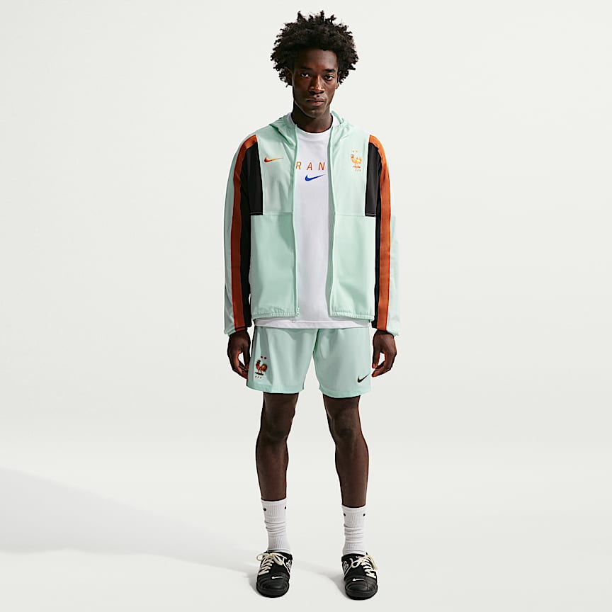 Nigeria 1996 Reissue Men's Nike Soccer Replica Track Jacket. Nike.com